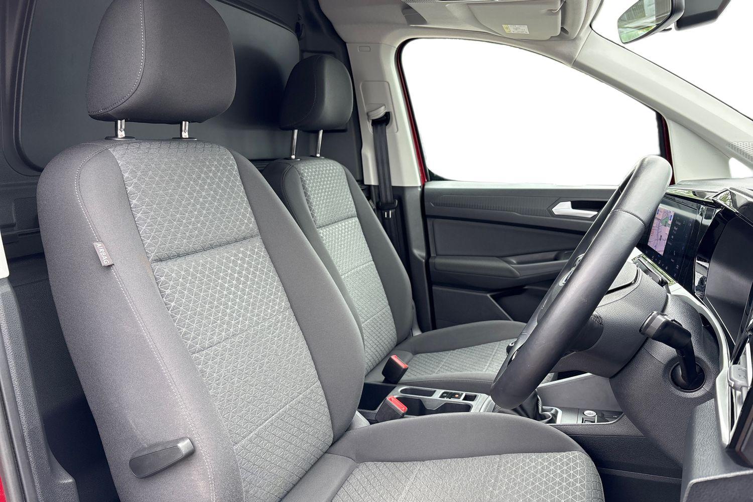 Ford TRANSIT CONNECT Photo 10