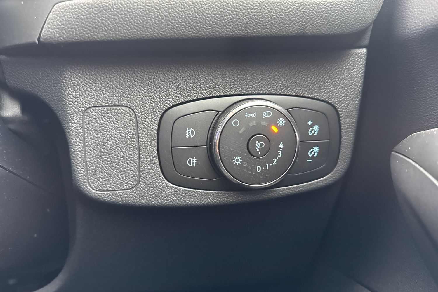 Ford Focus Photo 32