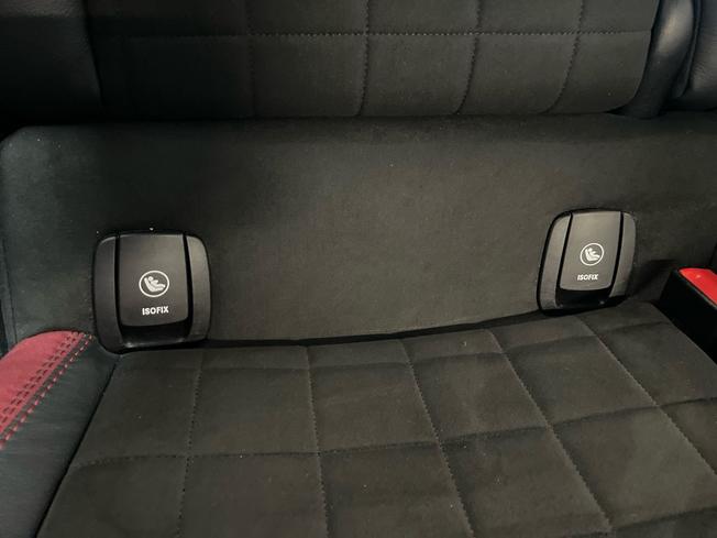 MINI Hatch Photo 32
