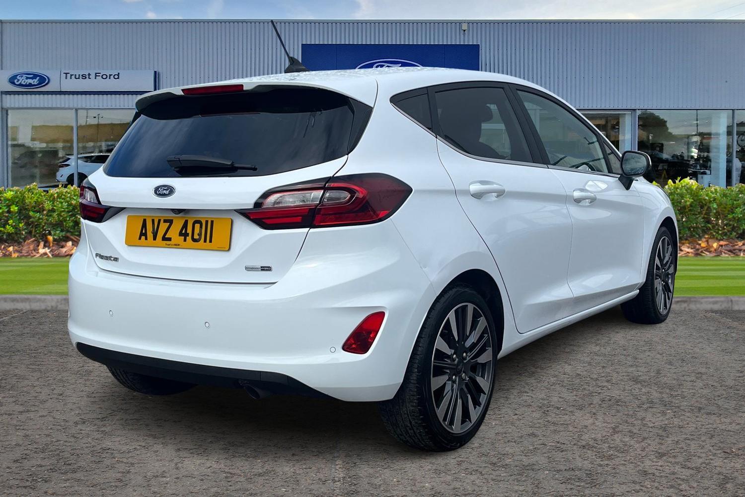 Ford FIESTA Photo 3