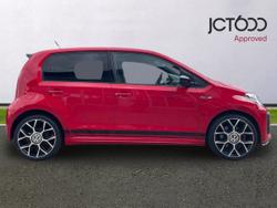VOLKSWAGEN up! Photo 4