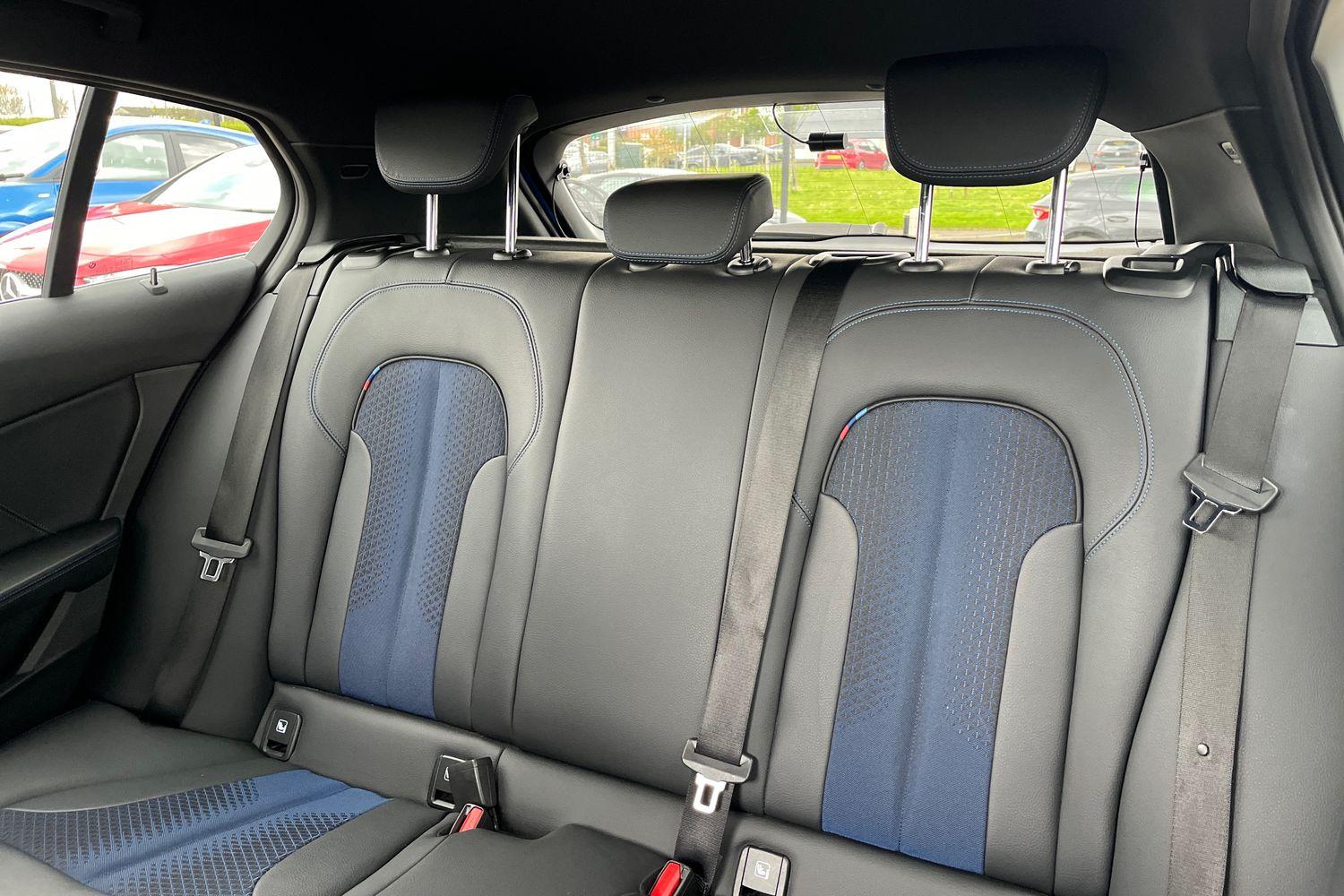 BMW 1 Series Photo 19