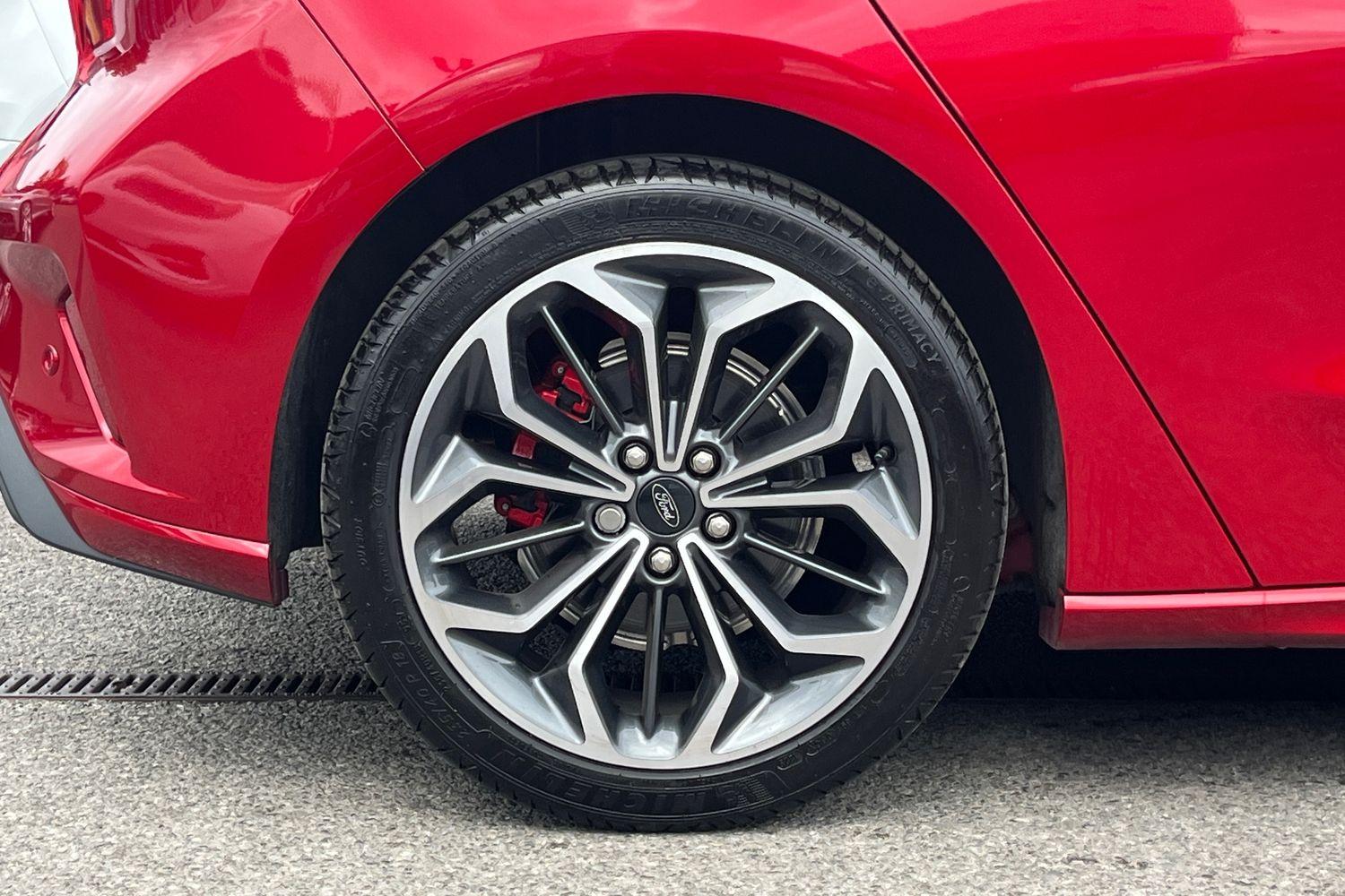 Ford FOCUS Photo 7