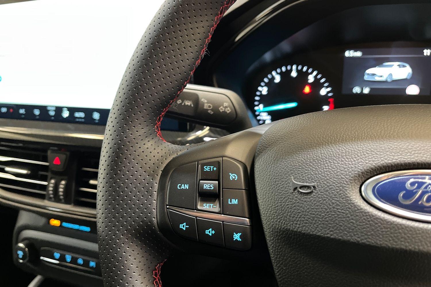 Ford FOCUS Photo 27