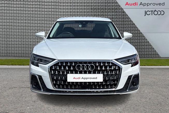 AUDI A8 Photo 8