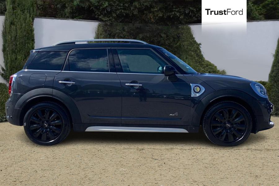 MINI COUNTRYMAN Photo autoimg-6fbe64f92274157abeae47c8b1e8ab9c87caae09.jpg
