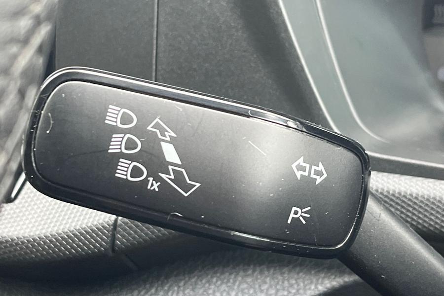 Ford TRANSIT CONNECT Photo autoimg-6fc00fe12a73c885401795751dff6f47889a1014.jpg