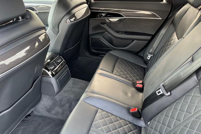 Audi A8 Photo 47