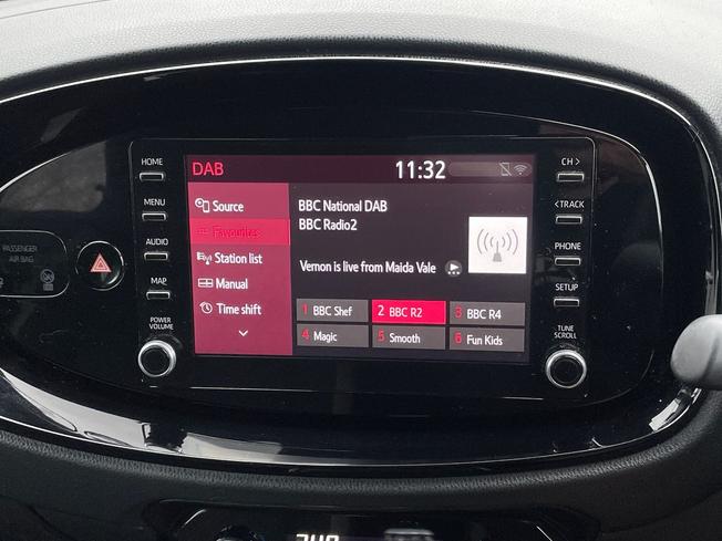 TOYOTA Aygo X Photo 13