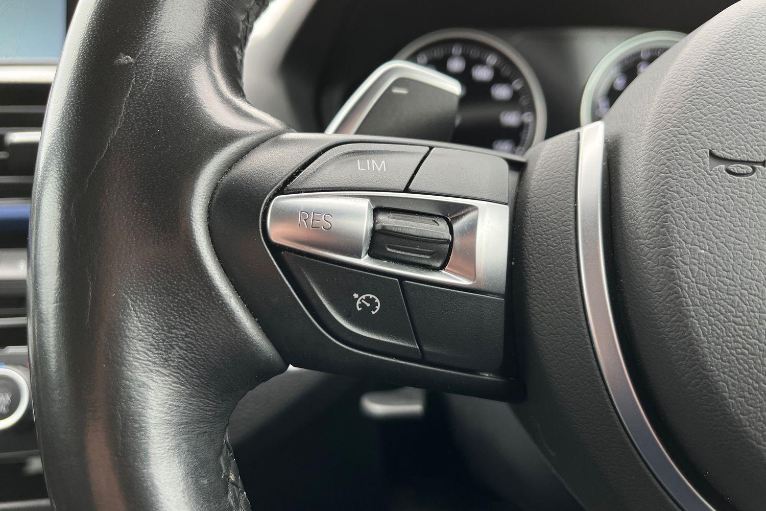 BMW 1 Series Photo 35