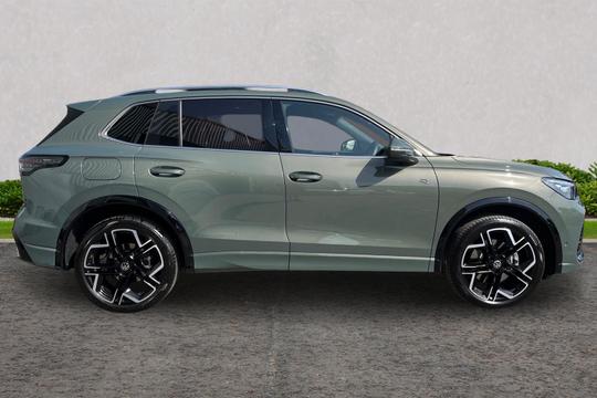 Volkswagen Tiguan Photo autoimg-6fd182e0f394d2508ee3f5cba470cdb5321de826.jpg