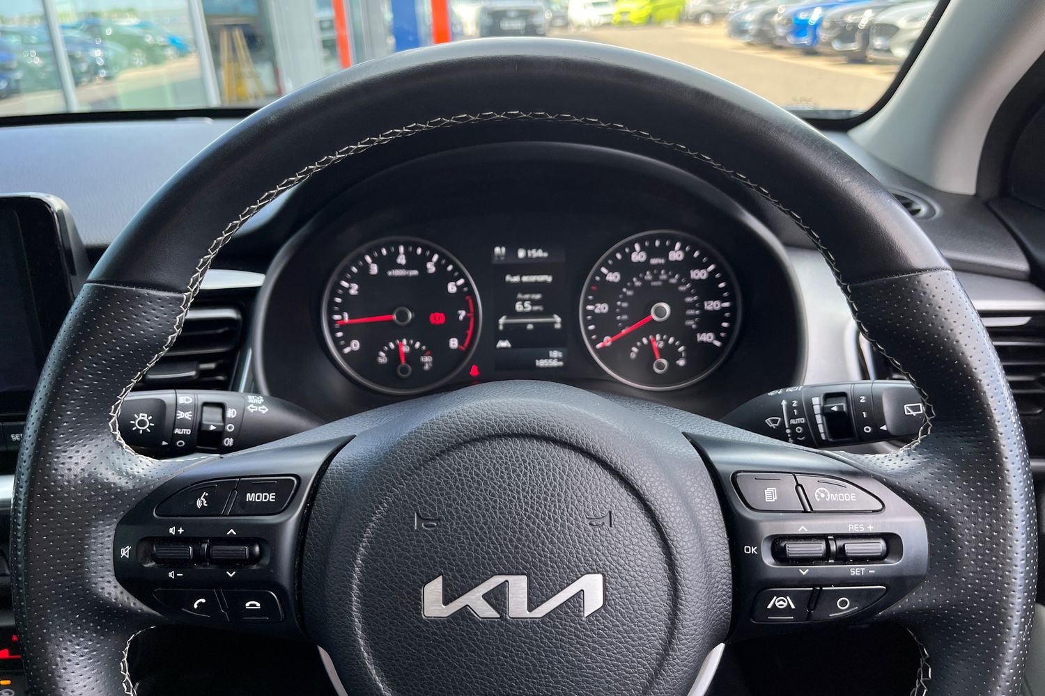 Kia STONIC Photo 11