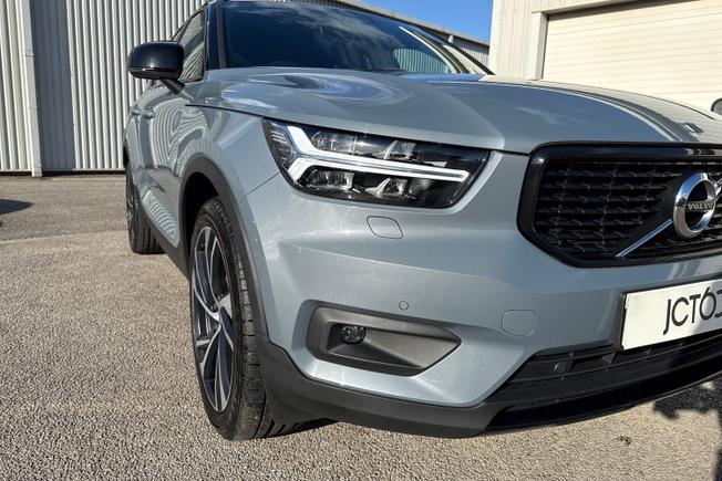 VOLVO Xc40 Photo 19