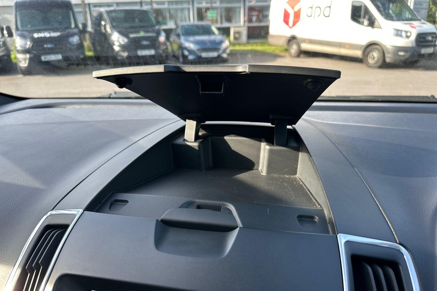 Ford S-MAX Photo 28