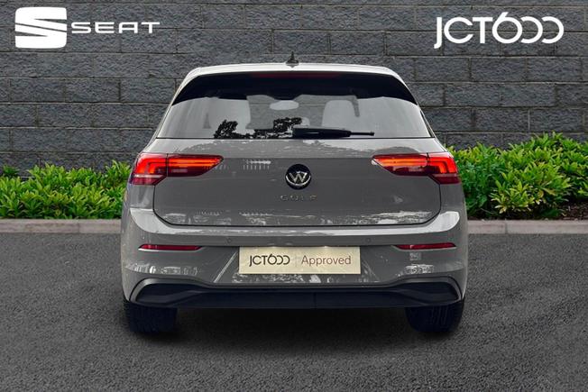 VOLKSWAGEN Golf Photo 7