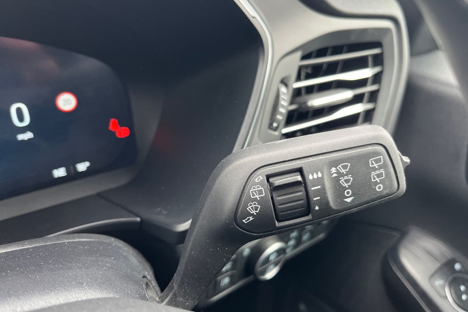 Ford KUGA Photo 14