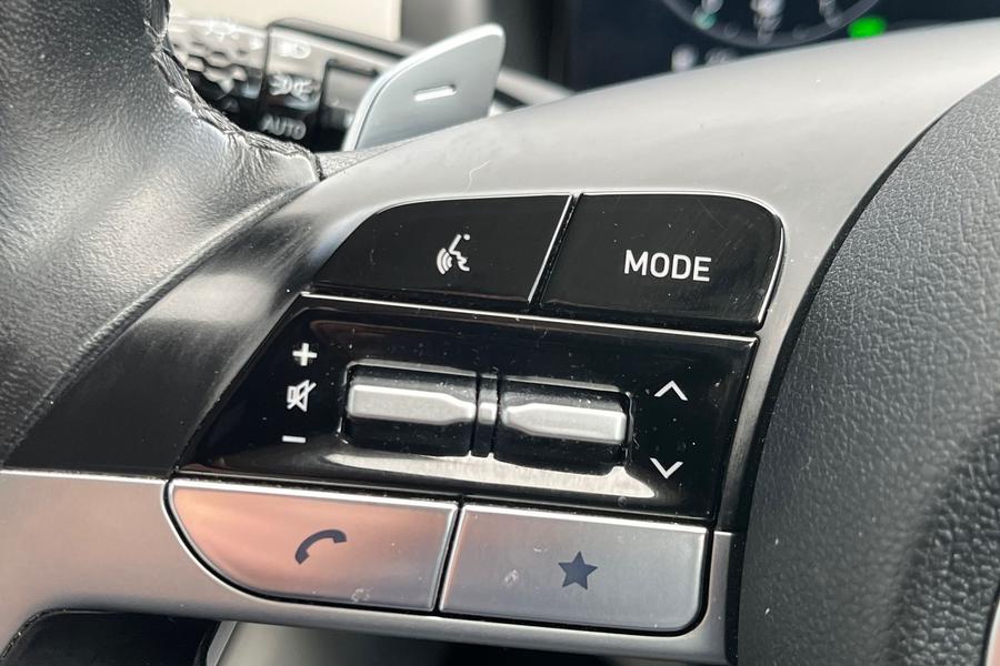 Hyundai TUCSON Photo autoimg-6fe8325bb87a7fe44c44600d378f784a9e36aa6e.jpg