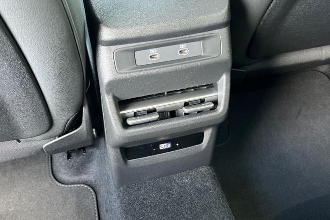 AUDI Q3 Photo 59