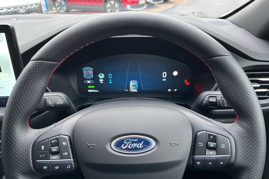 Used Ford KUGA SV25VKT 12