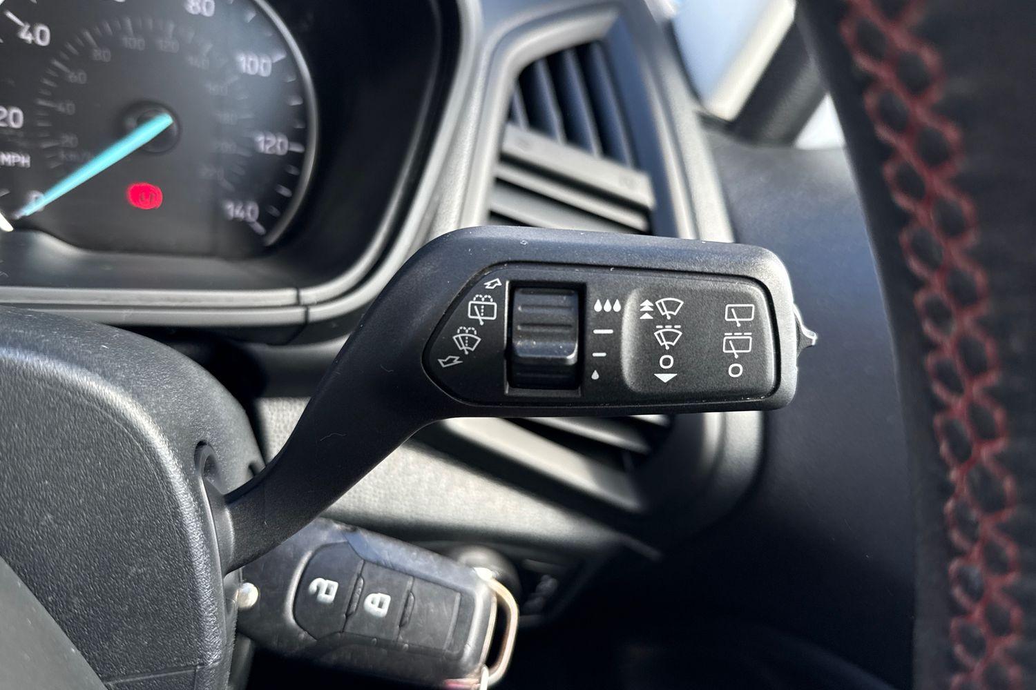 Ford EcoSport Photo 14