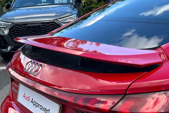 AUDI E-Tron Gt Photo 33