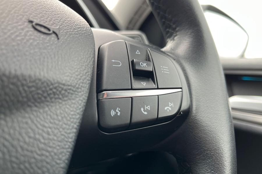 Ford FOCUS Photo autoimg-6ff735ab8a11ad0c08cca08552f21eb7e219ca82.jpg