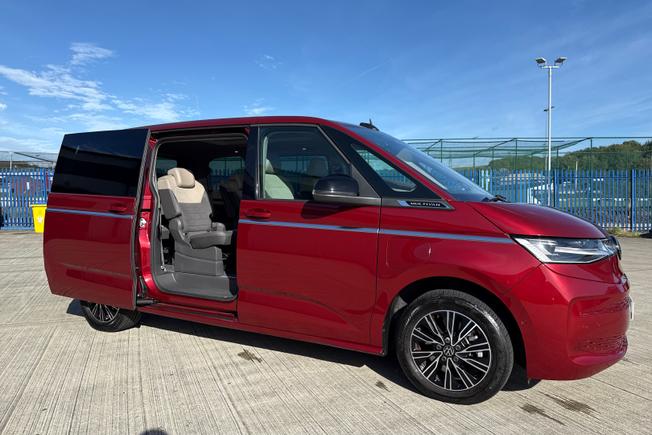VOLKSWAGEN Multivan Photo 29