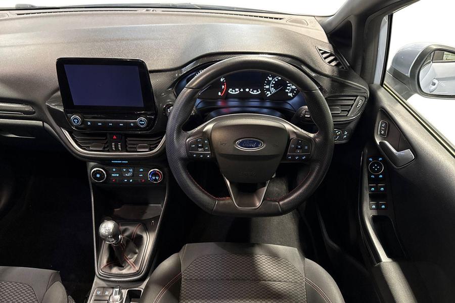 Ford FIESTA Photo autoimg-6ff97ee7012d706cfd78acb146563d37ad537770.jpg