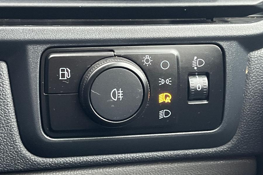 Ford TRANSIT CUSTOM Photo autoimg-6ffbcedb802386dc4721168e69b2ca2f7fc54c67.jpg