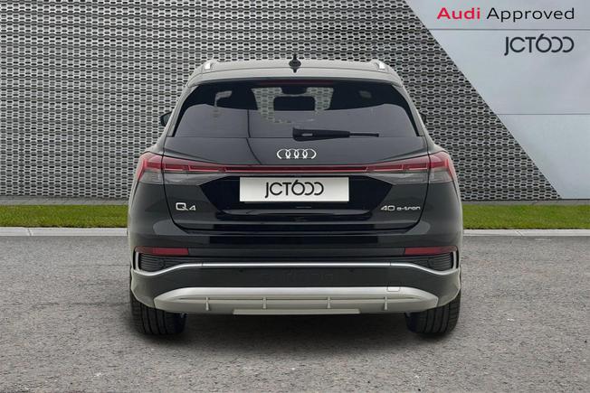 AUDI Q4 E-Tron Photo 7