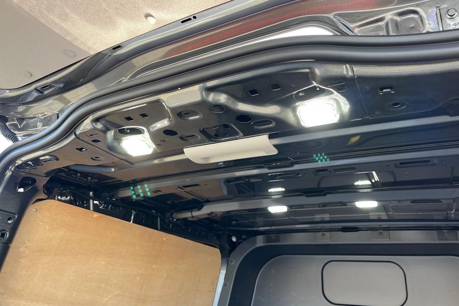 Used FORD TRANSIT CUSTOM YP75JHL 33