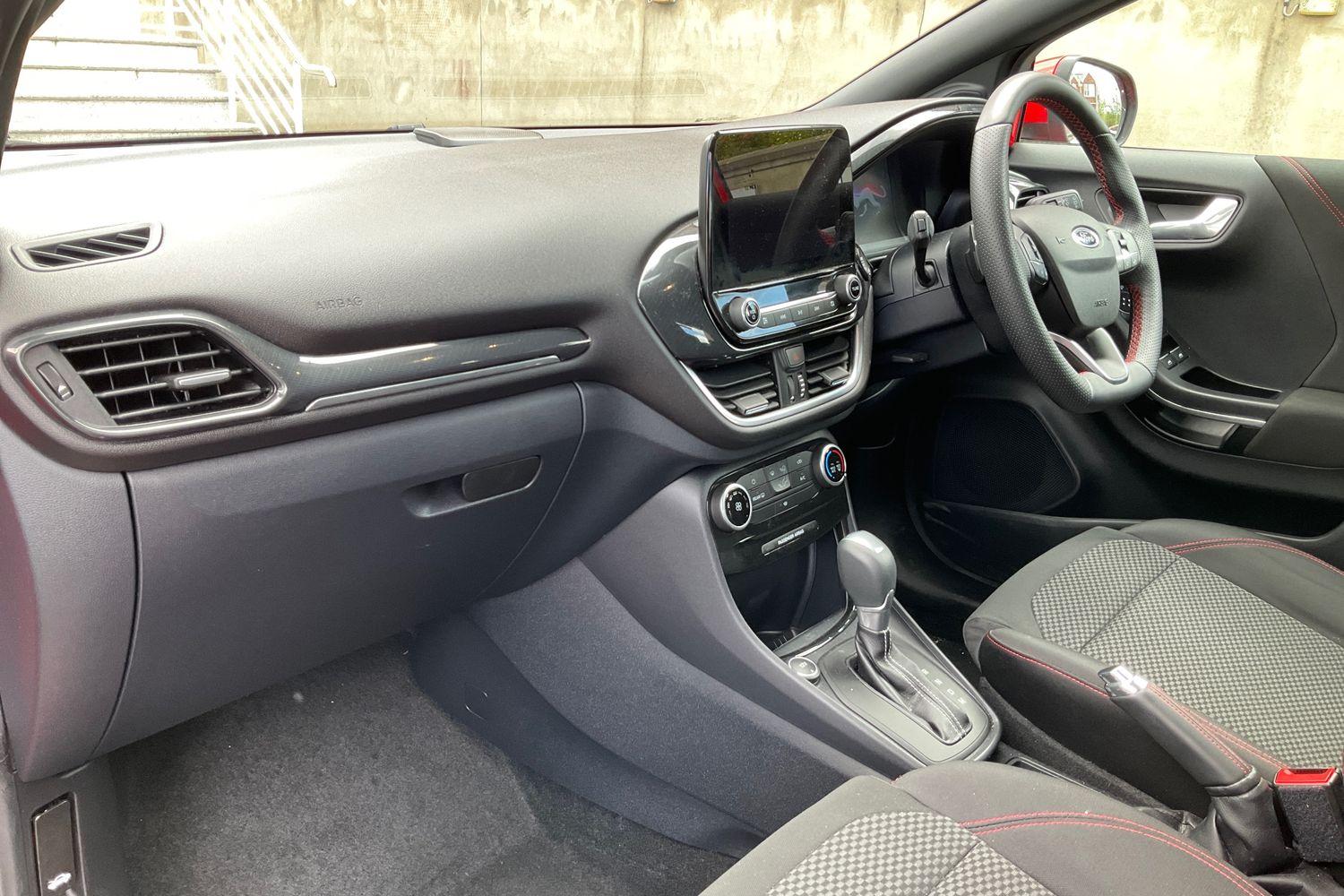 Ford PUMA Photo 17
