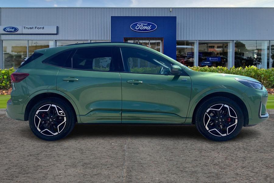 Ford Kuga Photo autoimg-700429f00b3c506626031b6e34a15ae57fd806b0.jpg