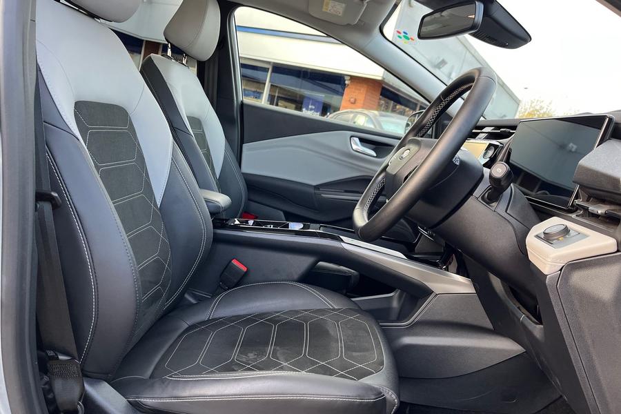 Ford PUMA GEN-E Photo autoimg-700b99f3c9cd4a7404cca1bb8b53e39a410c8244.jpg