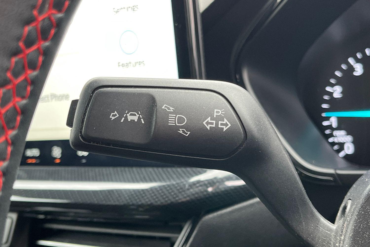 Ford FOCUS Photo 13