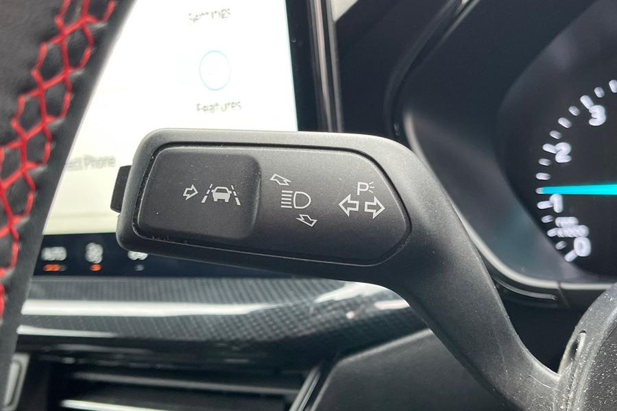 Ford FOCUS Photo autoimg-700ef5c8e5c409a65bc567deb0066764509926f4.jpg