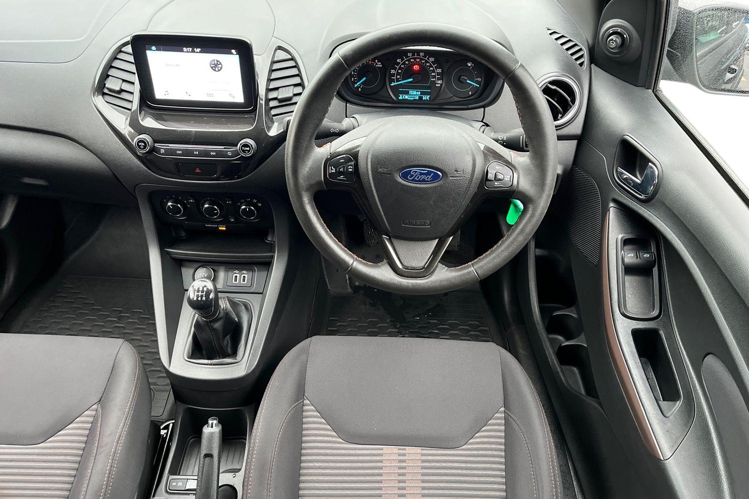 Ford KA+ Photo 10