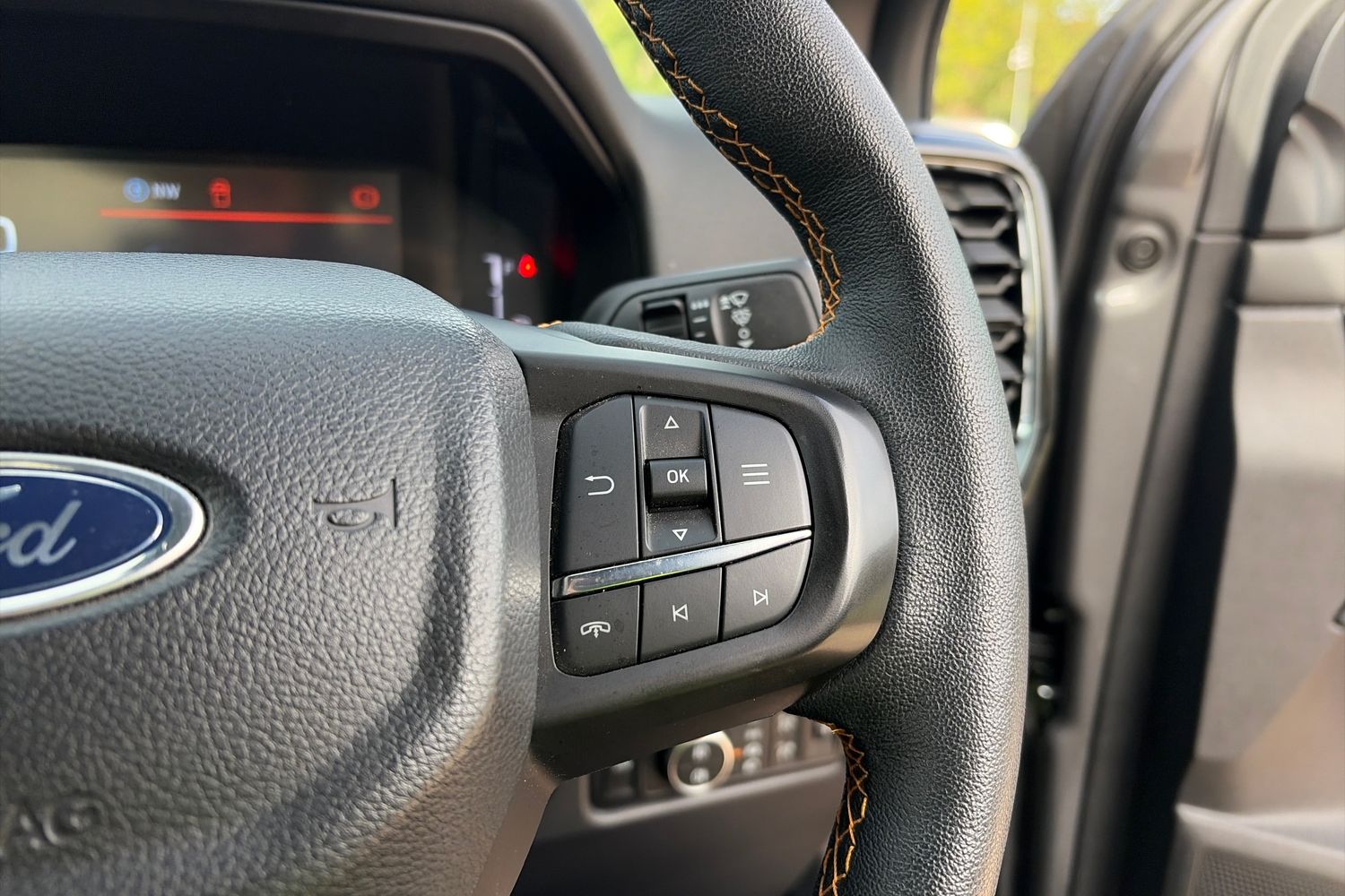 Ford RANGER Photo 31