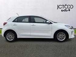 KIA Rio Photo 4