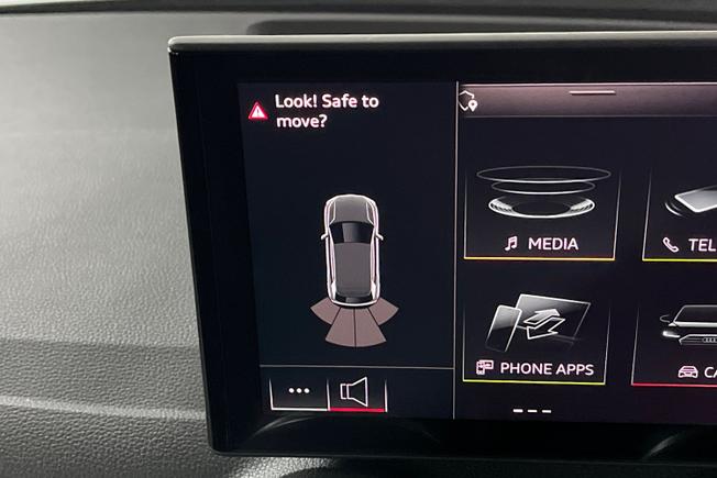 AUDI Q2 Photo 21