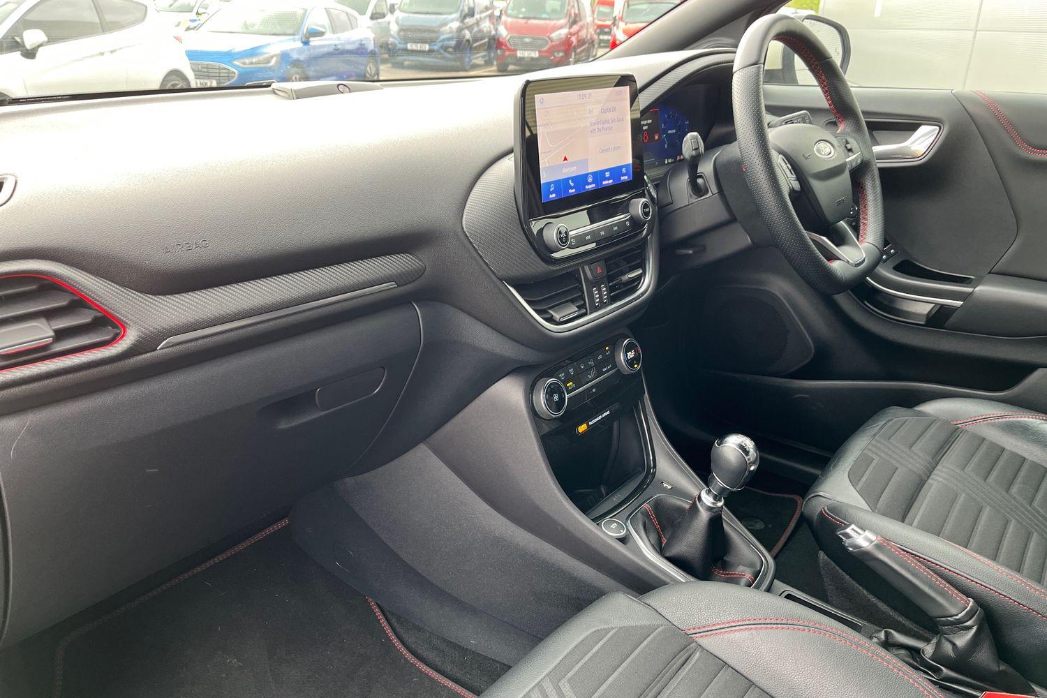 Ford PUMA Photo 17