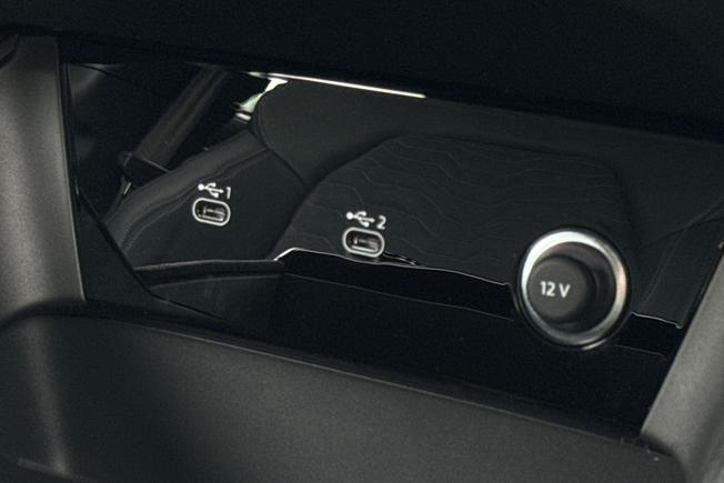 AUDI  A6 Sportback  Photo 24