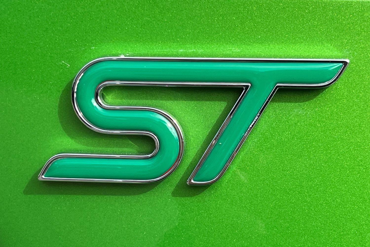 Ford FOCUS Photo 39