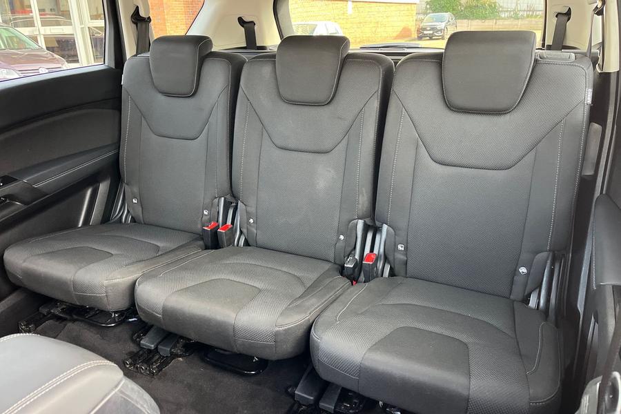 Ford S-Max Photo autoimg-701d95e5b8ab03ef2f3fabbc1383dc3a30da3cd4.jpg