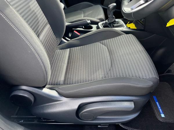 Kia Ceed Photo autoimg-70253a6b132eea1c5f7d86fbc0818c0f8beec4df.jpg