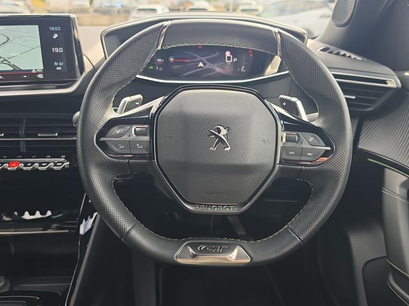 Used Peugeot 2008 VN23WTV 32