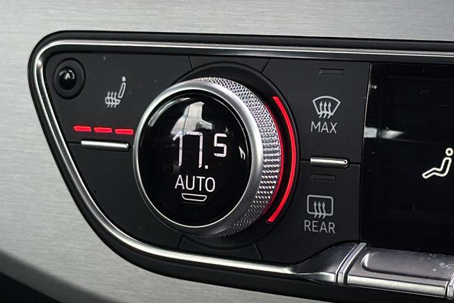 Audi A4 Avant Photo 29