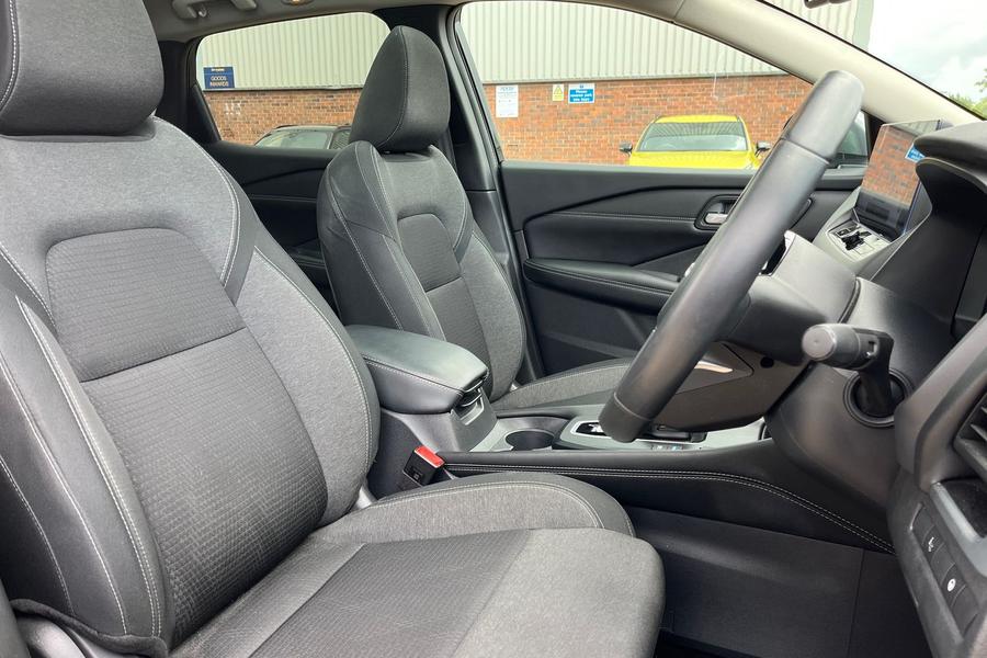 Nissan Qashqai Photo autoimg-702f08927bbef1cb8171a340820f7a11b56d4bd6.jpg