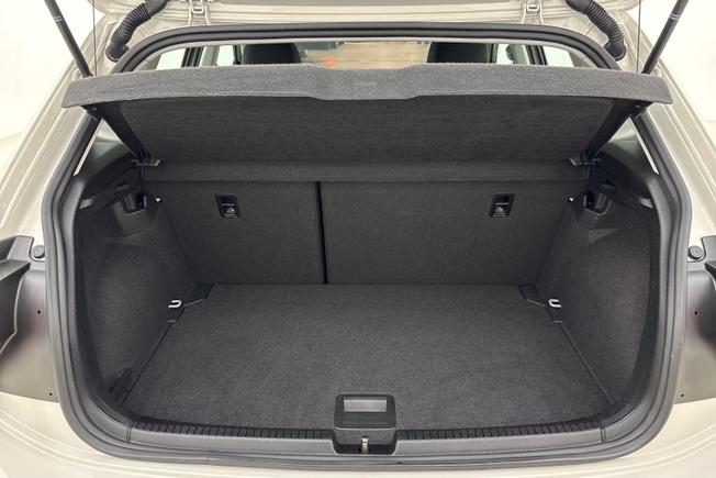VOLKSWAGEN Polo Photo 12