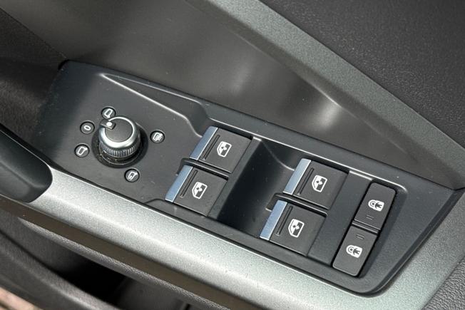 Audi Q3 Photo 30